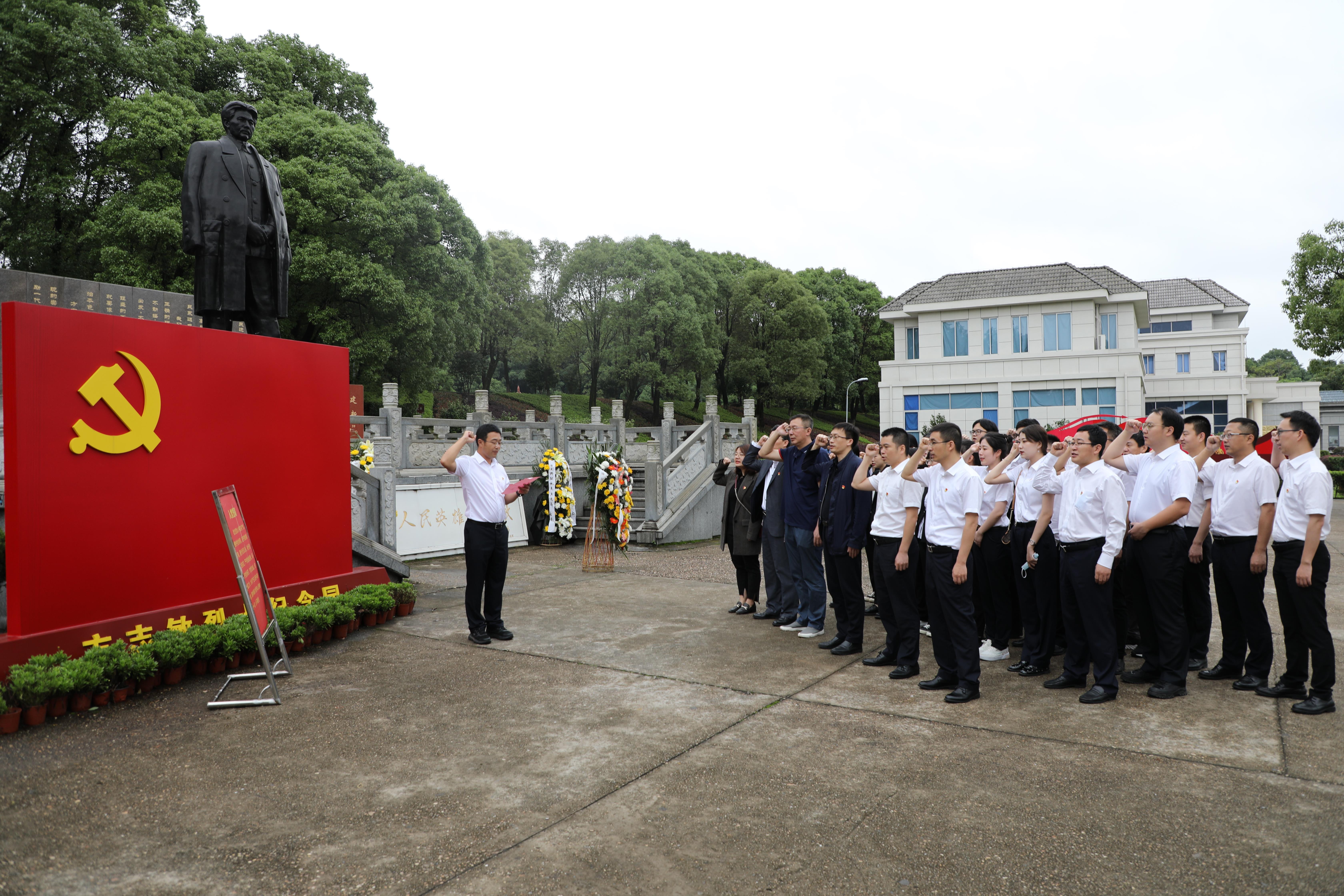 企院共建学党史 庆党百年聚合力——中铁物贸深圳公司党委与华东交大经管学院党委开展党建联建活动 (1)